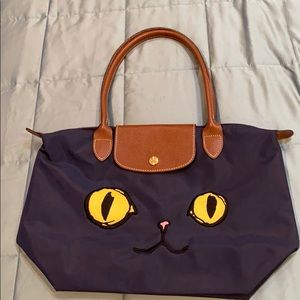 Medium Miaou
